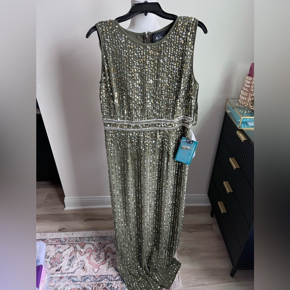 Mac Duggal Olive Green sequin gown NWT - Picture 2 of 2